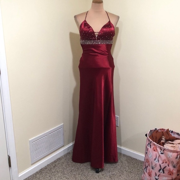 Samila Formal Maxi Dress Size XS Burgundy Beaded Sequin Open Back Gown - Picture 2 of 12